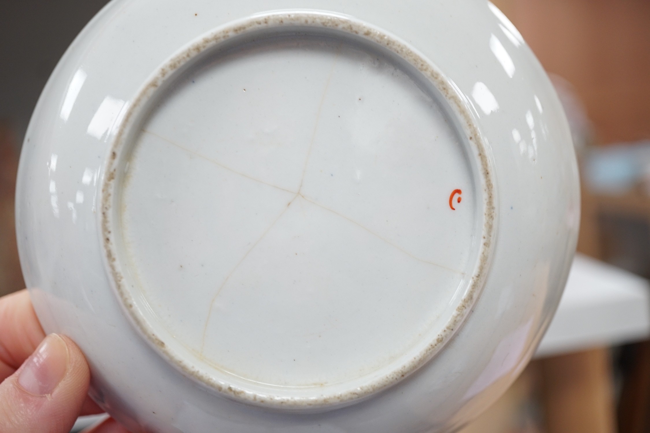 A group of New Hall porcelain boy and butterfly pattern 421 teawares, c.1800